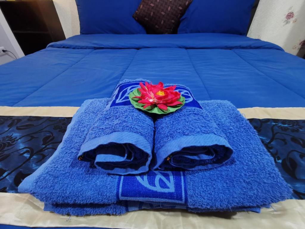 Tontalay Hotel Bangszen Kültér fotó