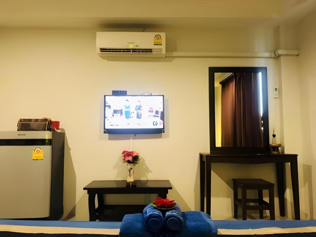 Tontalay Hotel Bangszen Kültér fotó