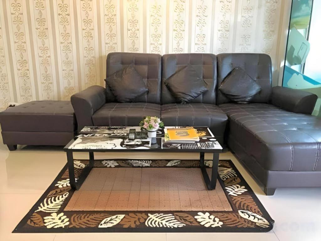 Tontalay Hotel Bangszen Kültér fotó