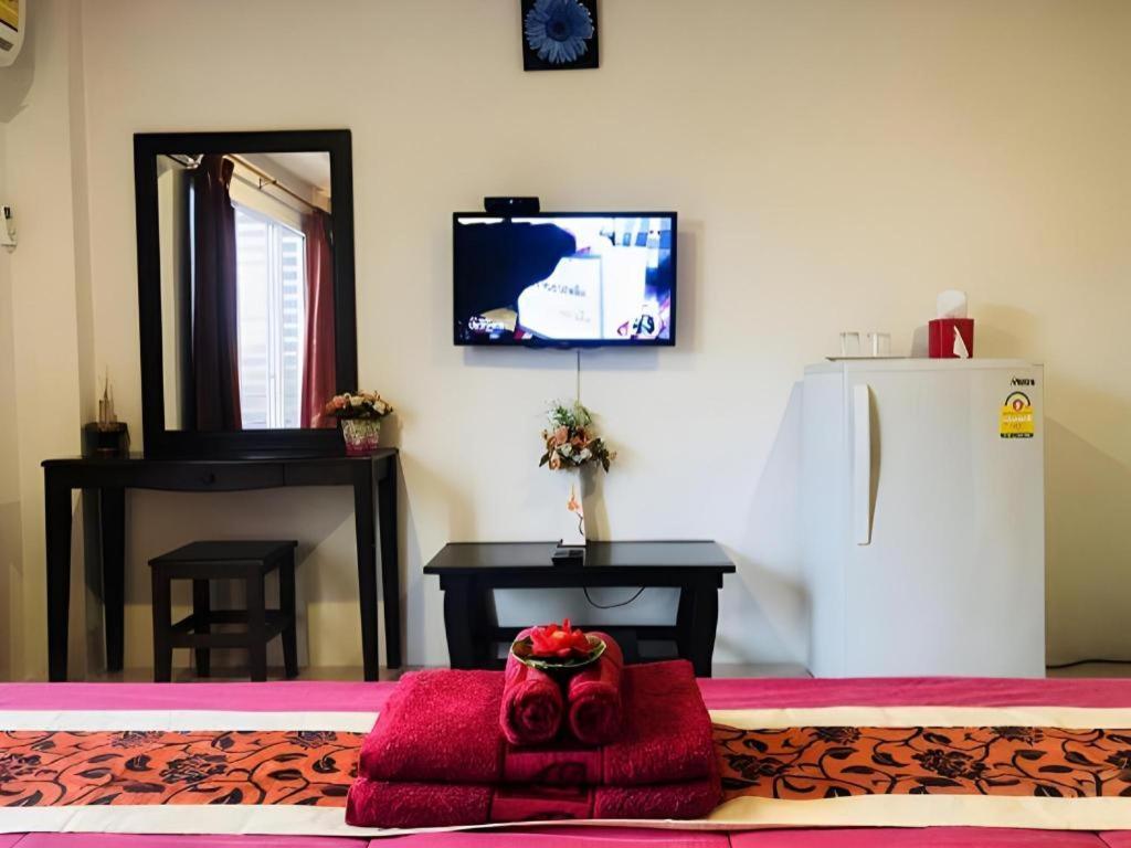 Tontalay Hotel Bangszen Kültér fotó